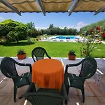 Casa Ghirlanda Con Piscina E Campo Da Tennis